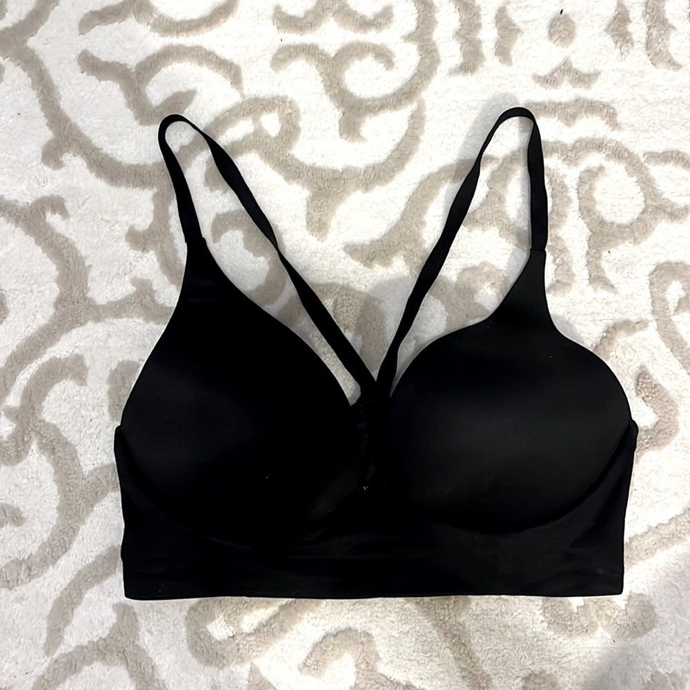Victoria’s Secret bra 32D